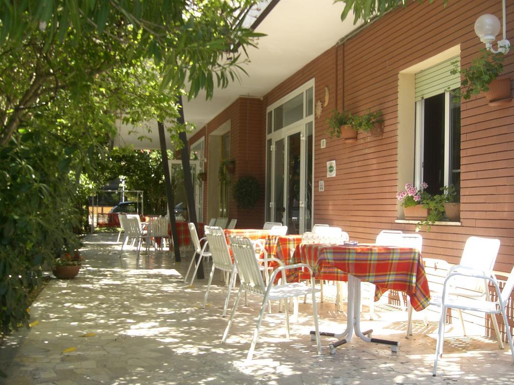 Hotel Marilena Viserbella di Rimini Buitenkant foto