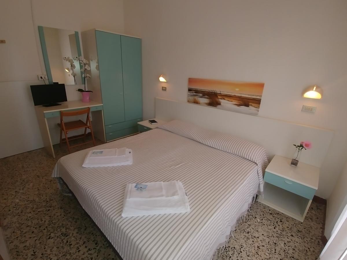 Hotel Marilena Viserbella di Rimini Buitenkant foto